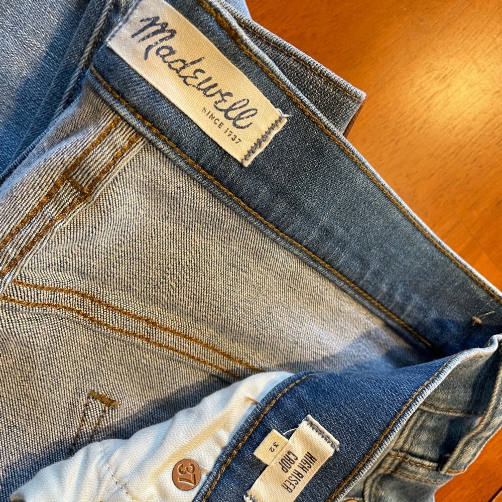Madewell jeans, size 32 high rise crop. Security tag intact.